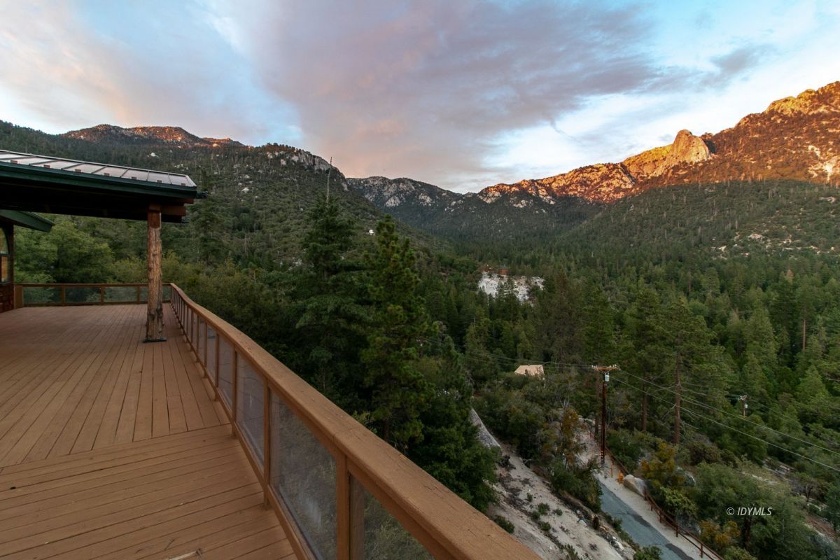 54850 Chipmunk Drive Idyllwild, CA 92549 - Photo 42 of 44 a view of balcony and yard