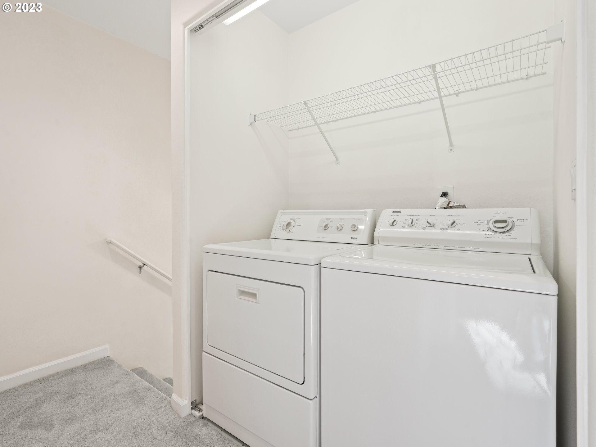 1253 Southwest 162nd Avenue Beaverton, OR 97006 - Photo 25 of 48 a utility room with dryer and washer
