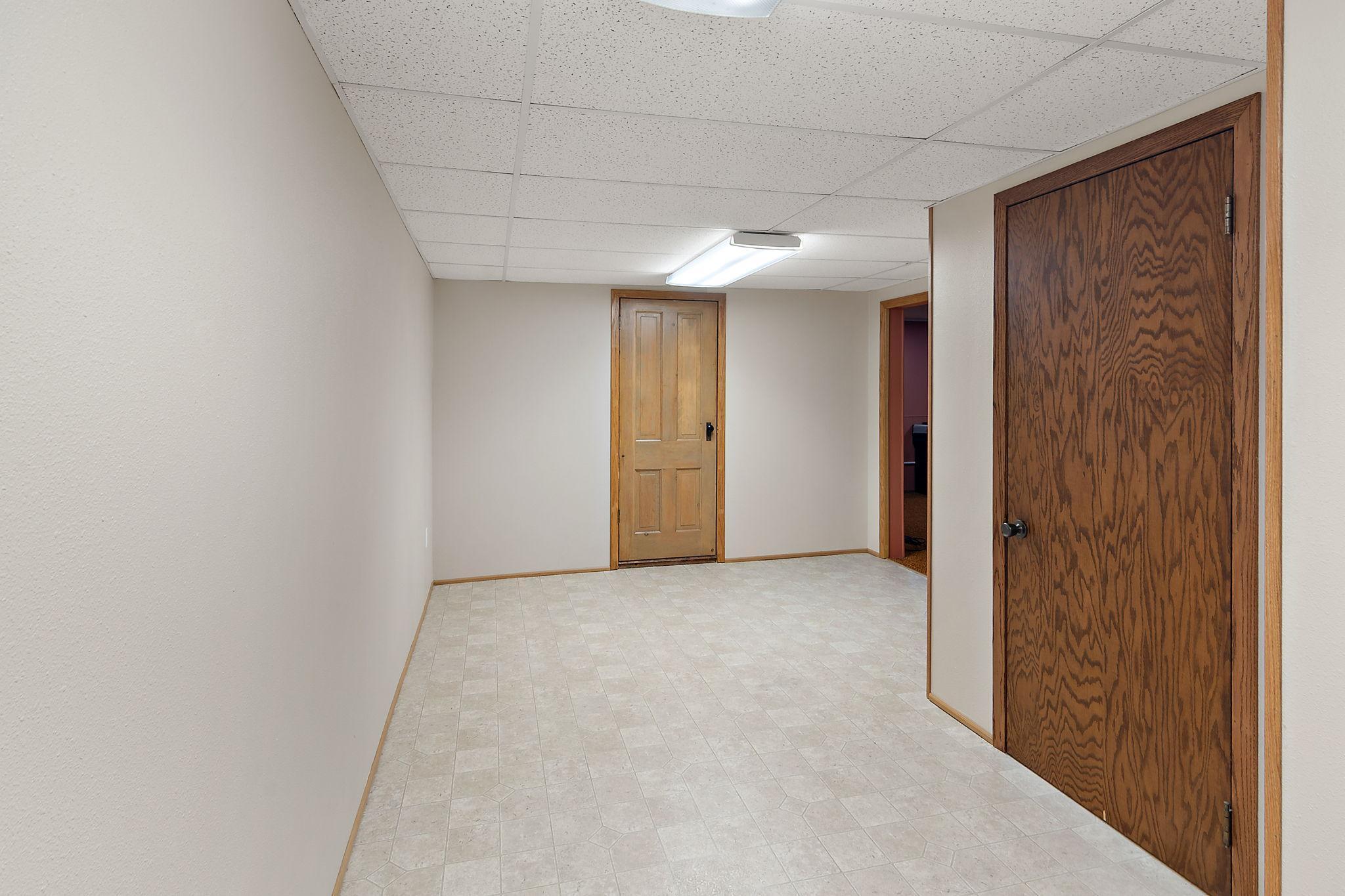 202 4th Street Kerkhoven, MN 56252 - Photo 29 of 36