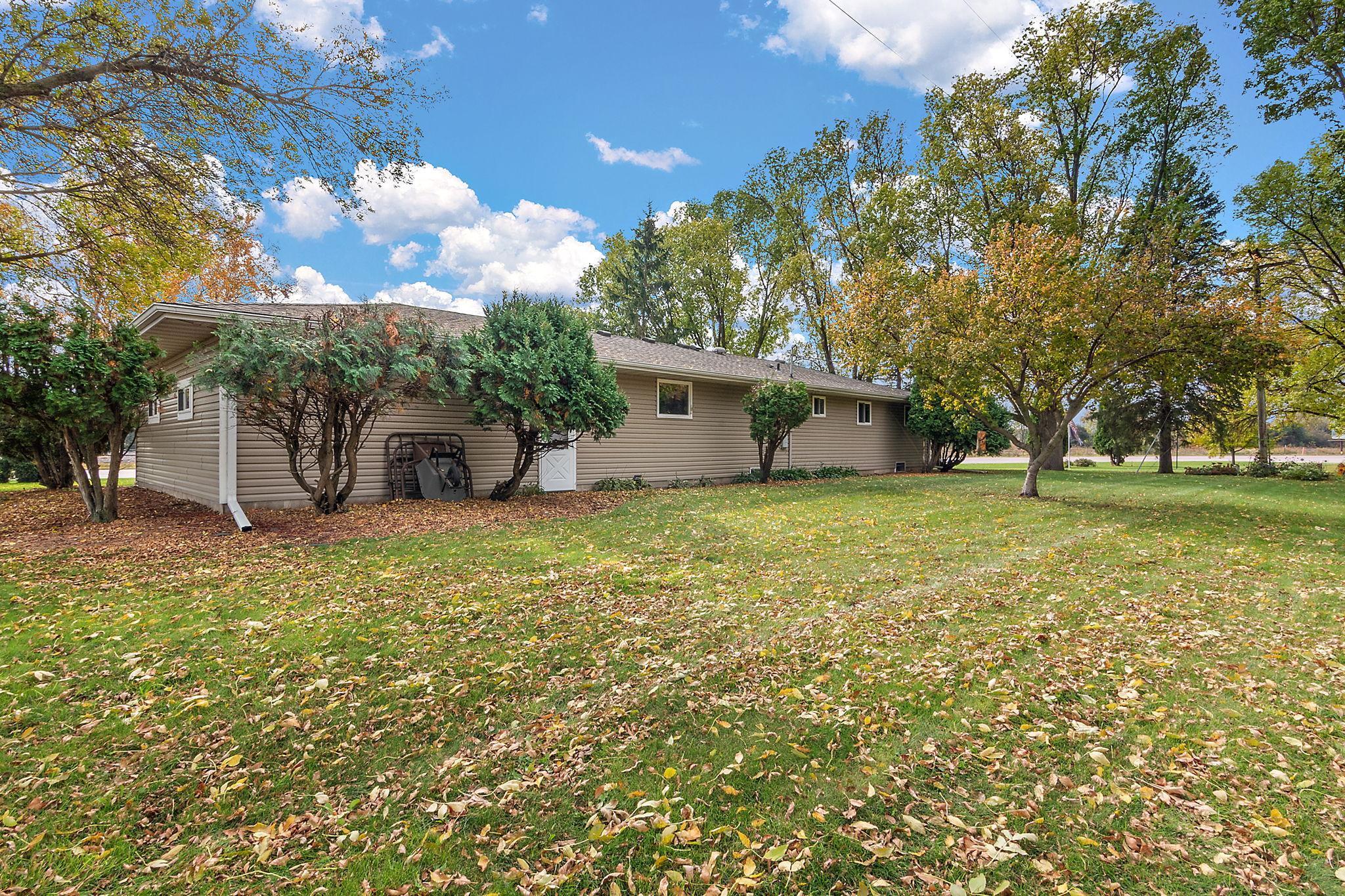 202 4th Street Kerkhoven, MN 56252 - Photo 7 of 36