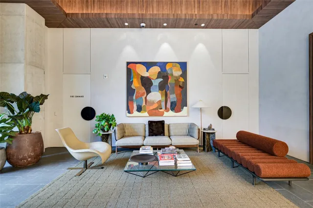 $3,250 | 610 Davis Street, Unit 3110, Austin, TX 78701