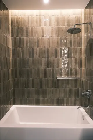 $3,250 | 610 Davis Street, Unit 3110, Austin, TX 78701