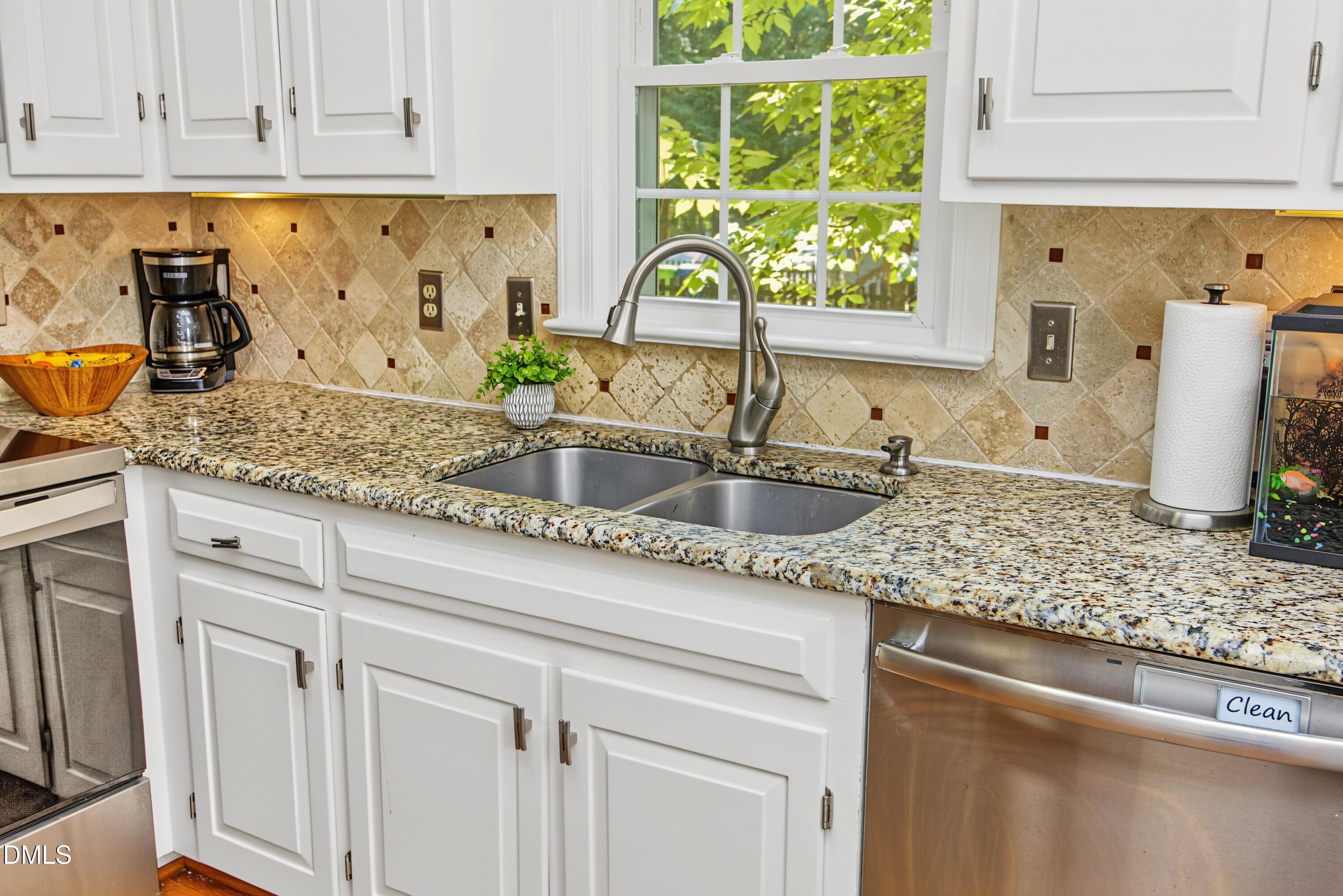 2624 Hiking Trail Raleigh, NC 27615 - Photo 11 of 49 16Kitchen