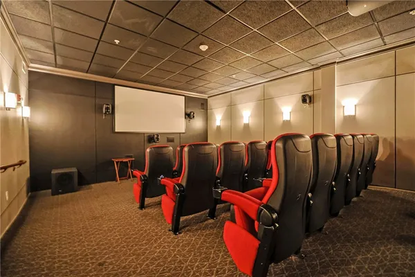 $2,250 | 1000 Providence Place, Unit 480, Providence, RI 02903