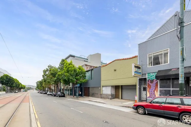 a house view with a outdoor space