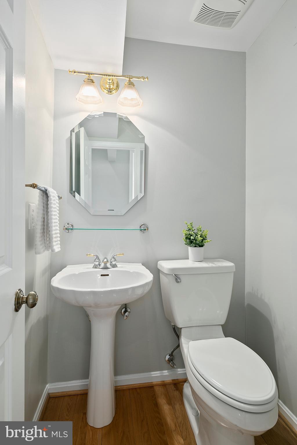 7018 Flax Street Springfield, VA 22152 - Photo 25 of 36 Gallery Image 25