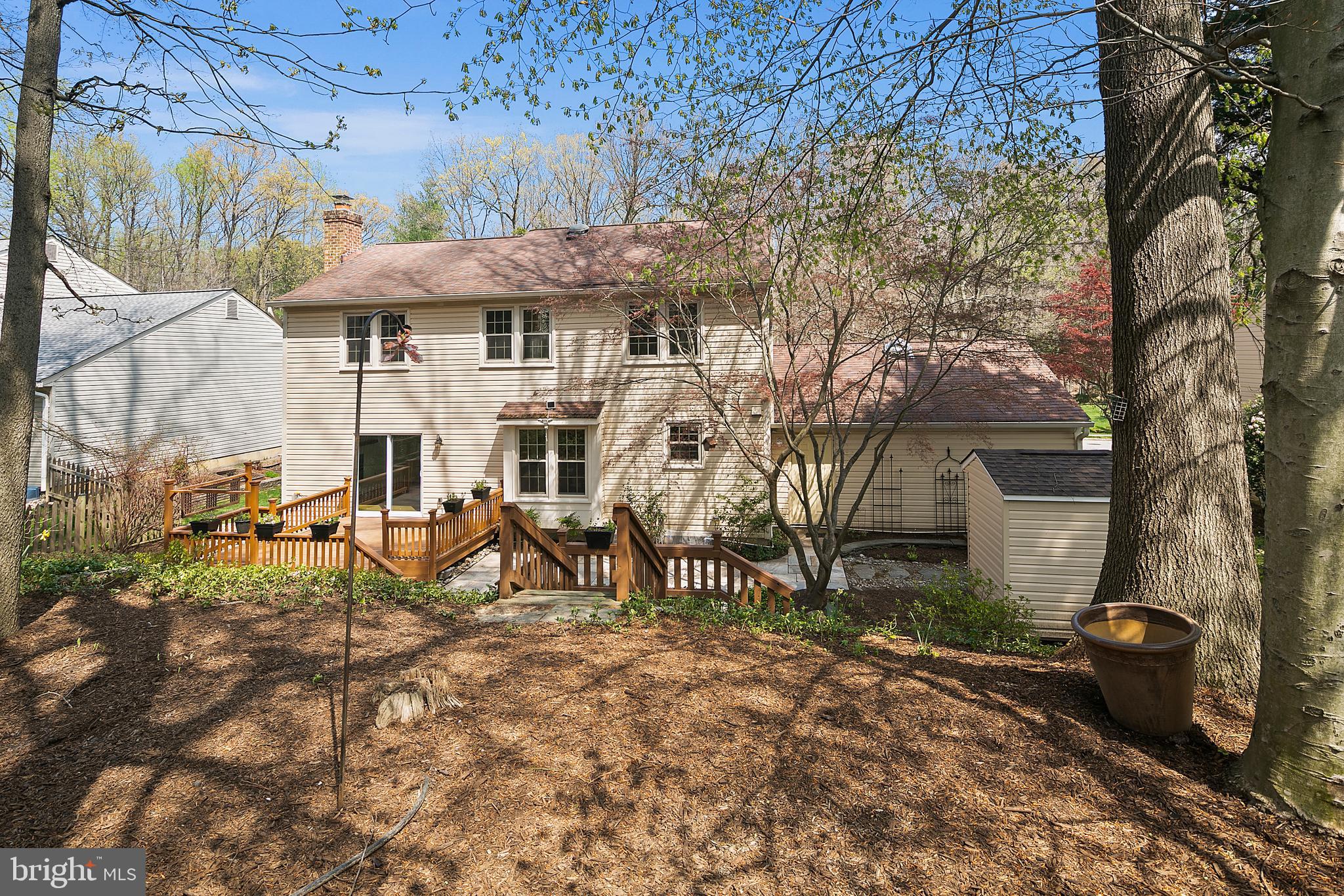 7018 Flax Street Springfield, VA 22152 - Photo 35 of 36 Gallery Image 35