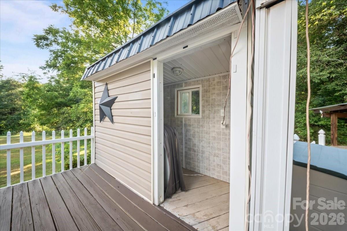 4690 Celia Creek Road Lenoir, NC 28645 - Photo 22 of 32