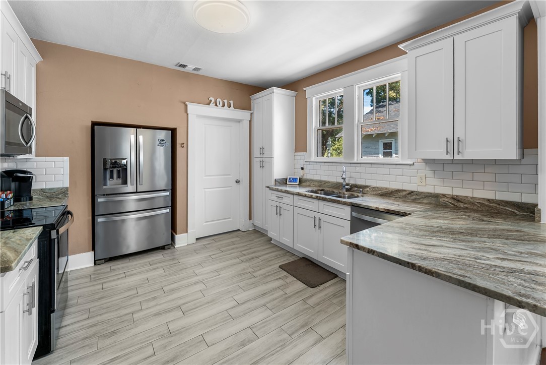 2011 Atlantic Avenue Savannah, GA 31401 - Photo 6 of 27