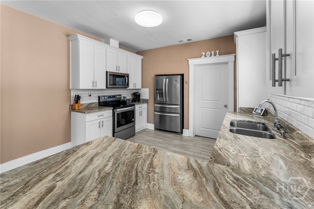 2011 Atlantic Avenue Savannah, GA 31401 - Photo 7 of 27