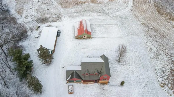 $988,800 | 159 17 3/4 - 18 1/2 Street, Dallas, WI 54733