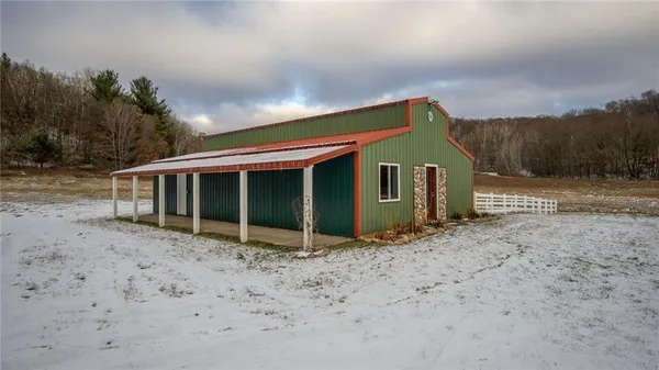 $988,800 | 159 17 3/4 - 18 1/2 Street, Dallas, WI 54733