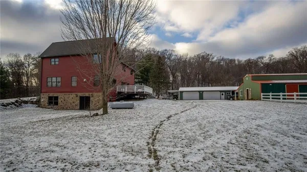 $988,800 | 159 17 3/4 - 18 1/2 Street, Dallas, WI 54733