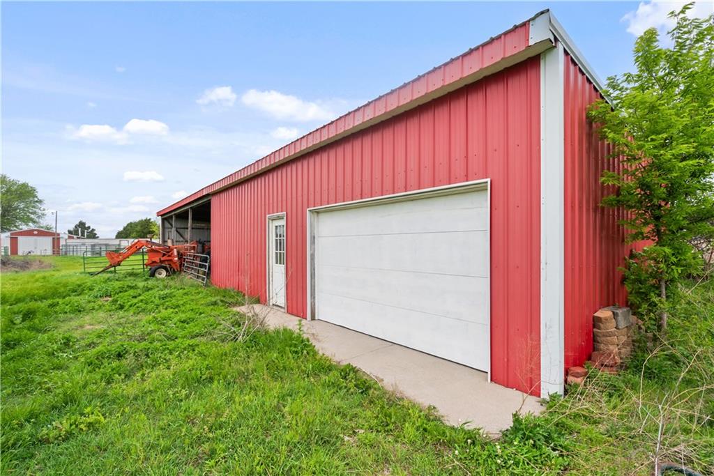 1504 17000 Road Parsons, KS 67357 - Photo 80 of 90