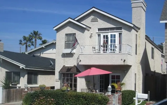 $1,627,000 | 1216 California Street, Huntington Beach, CA 92648