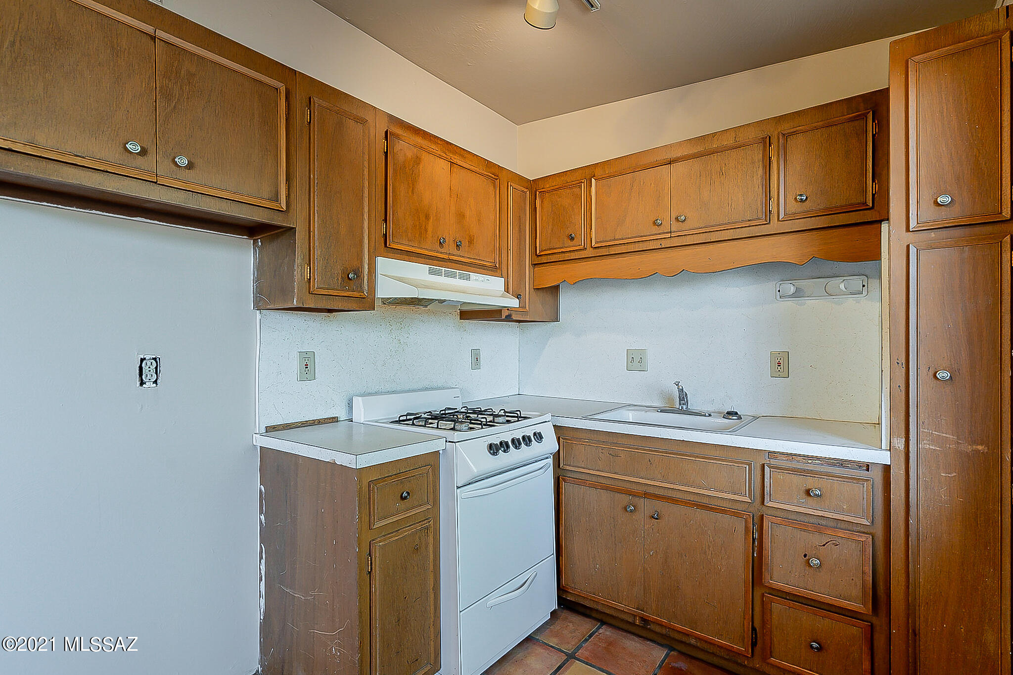 1044 East Spring Street Tucson, AZ 85719 - Photo 28 of 40