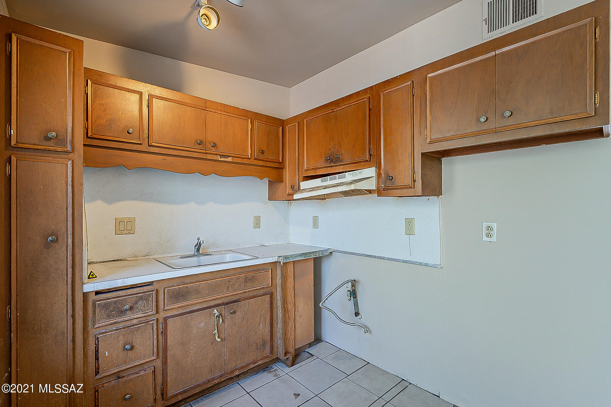 1044 East Spring Street Tucson, AZ 85719 - Photo 36 of 40