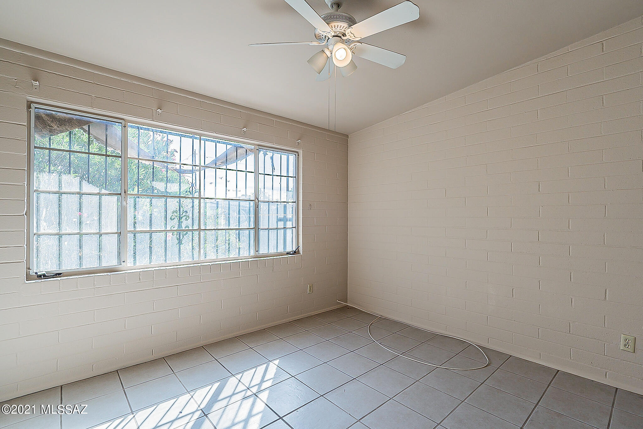 1044 East Spring Street Tucson, AZ 85719 - Photo 39 of 40