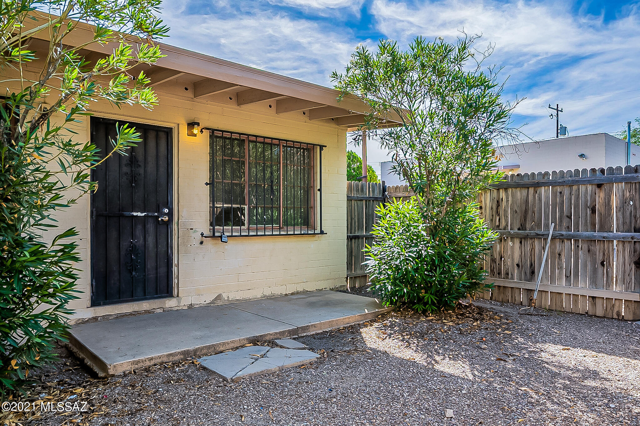 1044 East Spring Street Tucson, AZ 85719 - Photo 7 of 40