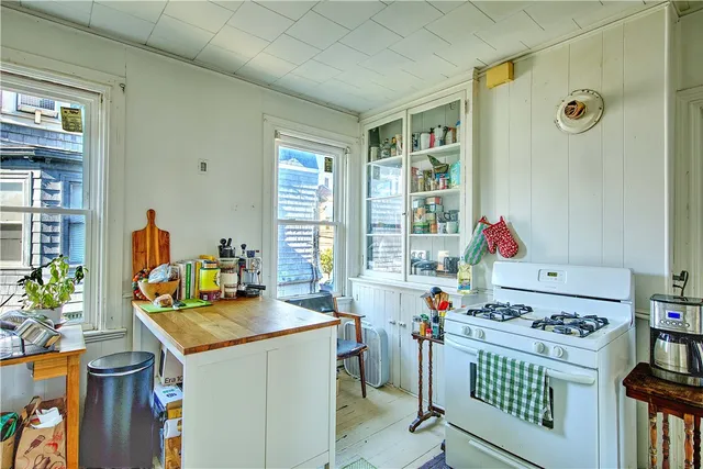 $975,000 | 427 Wickenden Street, Providence, RI 02903