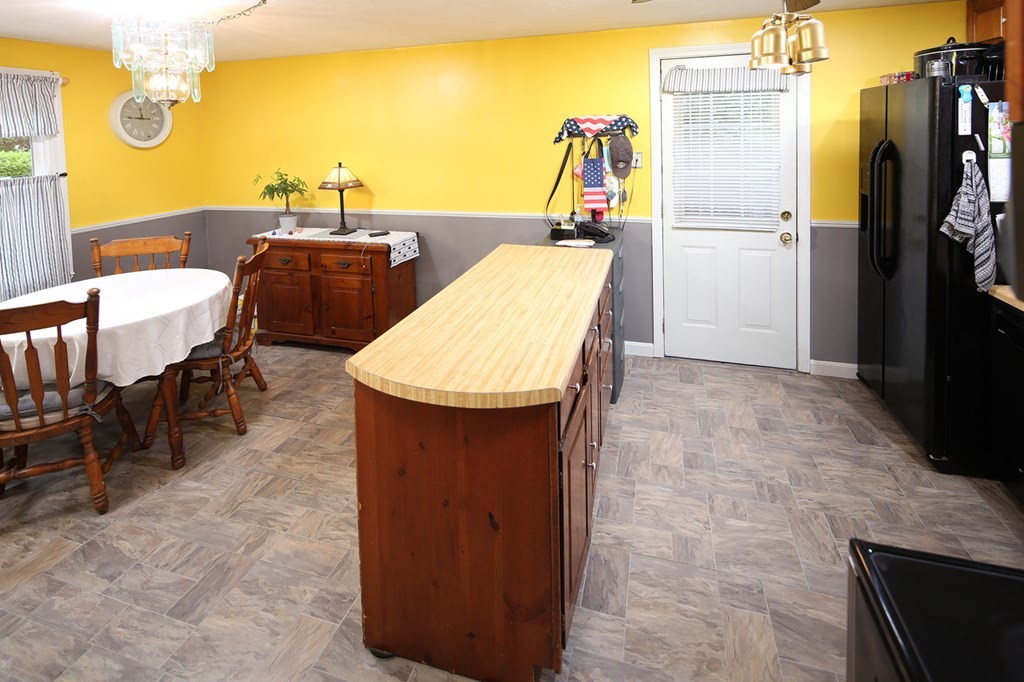2 Spring Street Carver, MA 02330 - Photo 5 of 17 Gallery Image 5