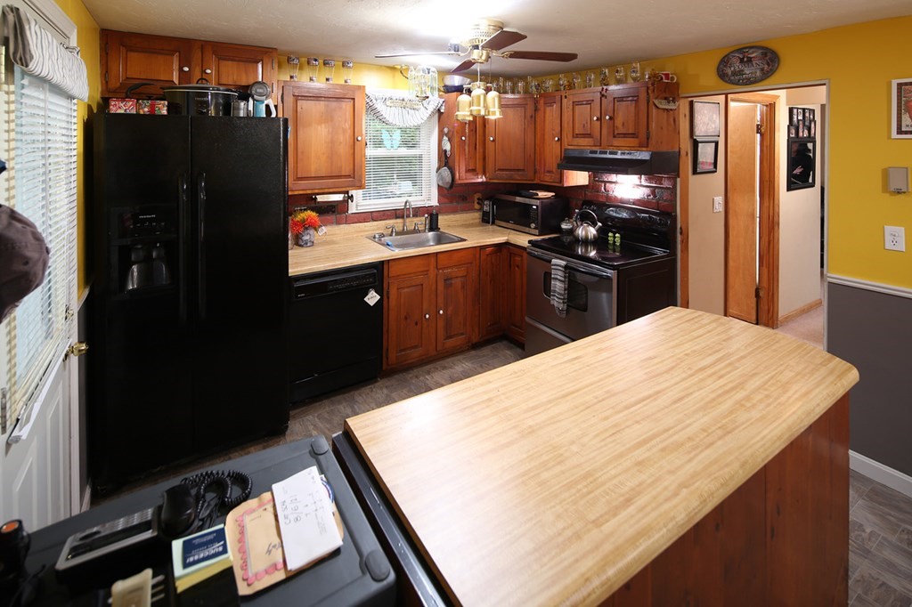 2 Spring Street Carver, MA 02330 - Photo 10 of 17 Gallery Image 10