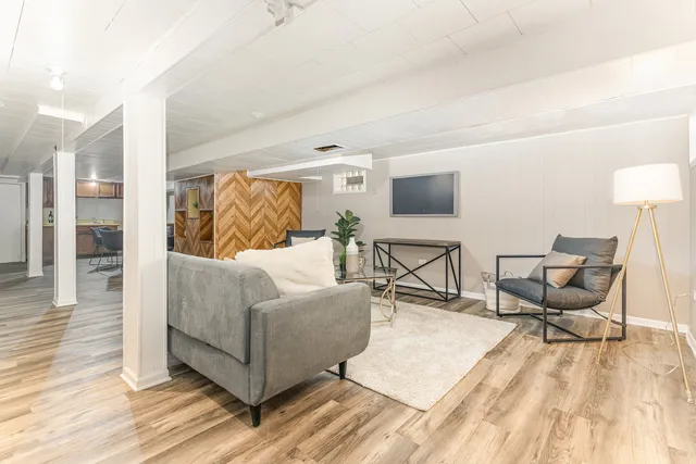 $314,900 | 4852 West Hirsch Street, Chicago, IL 60651