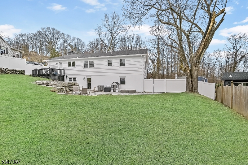 104 Summit Road Sparta, NJ 07871 - Photo 21 of 32