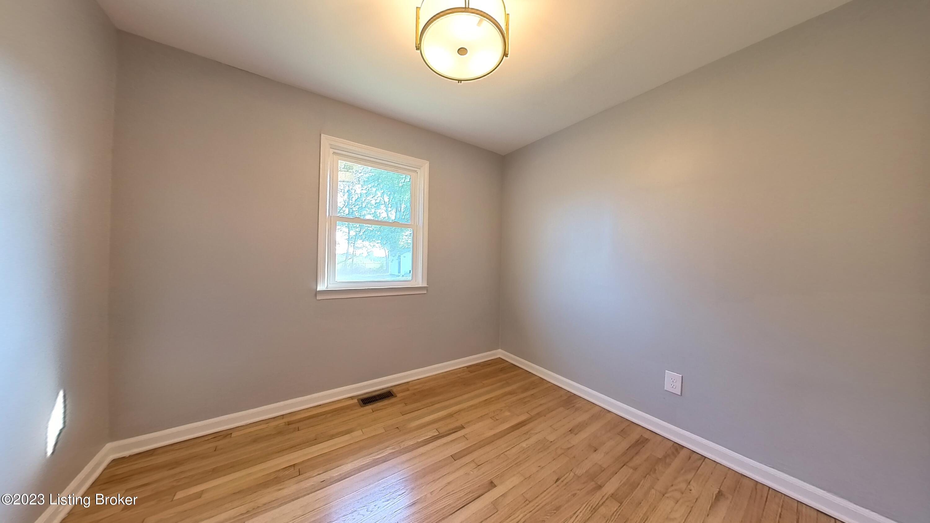 409 Spring Street Clarkson, KY 42726 - Photo 8 of 17 Bedroom 2