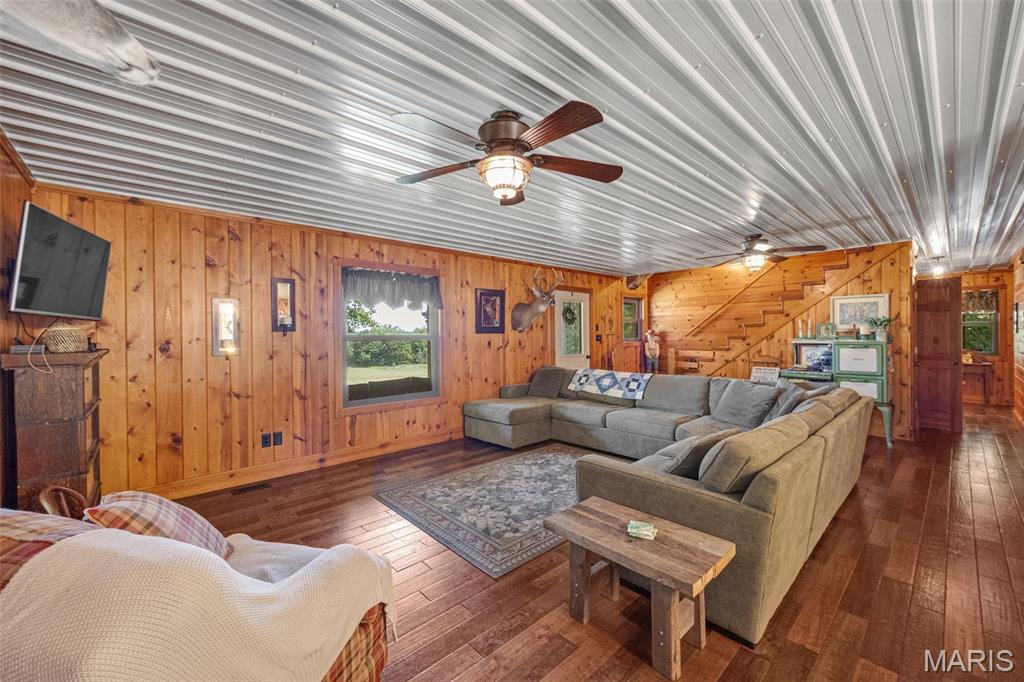 2276 Old Fredericktown Road Farmington, MO 63640 - Photo 25 of 75