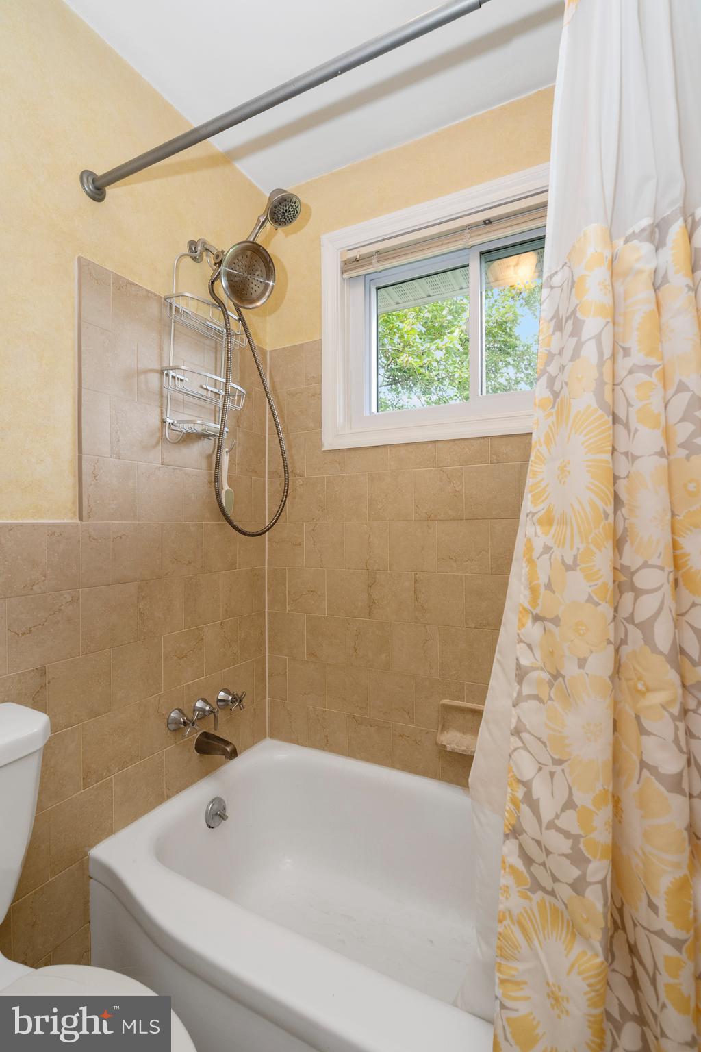 1210 Dulaney Valley Road Towson, MD 21286 - Photo 22 of 32 Bathroom with Large Tub/Shower