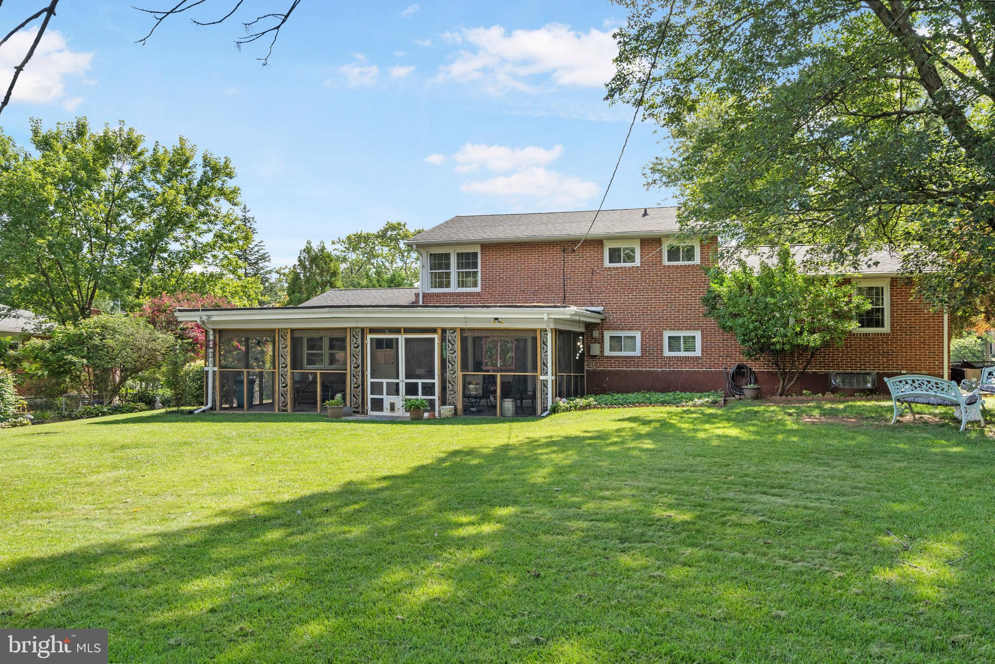1210 Dulaney Valley Road Towson, MD 21286 - Photo 28 of 32 Perfect for Summer Gatherings