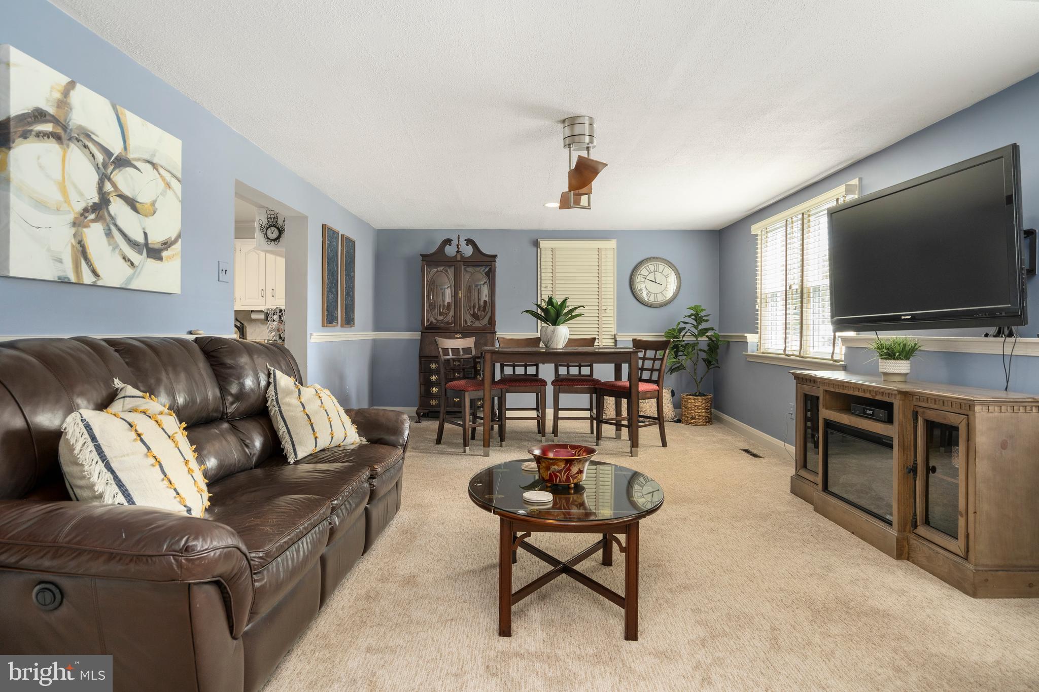 1210 Dulaney Valley Road Towson, MD 21286 - Photo 7 of 32 Perfect Entertainment Space For Family and Friends