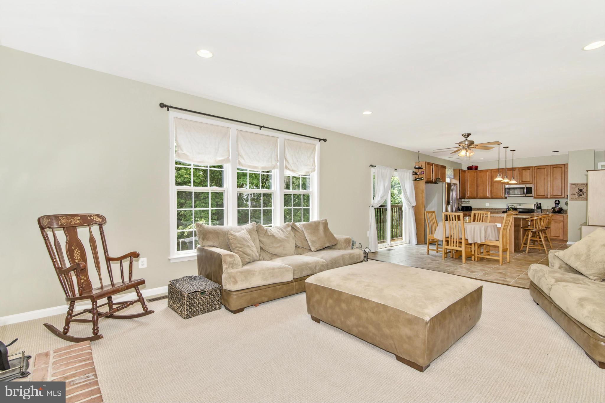1704 Crommelins Court Point of Rocks, MD 21777 - Photo 8 of 30 Family Room