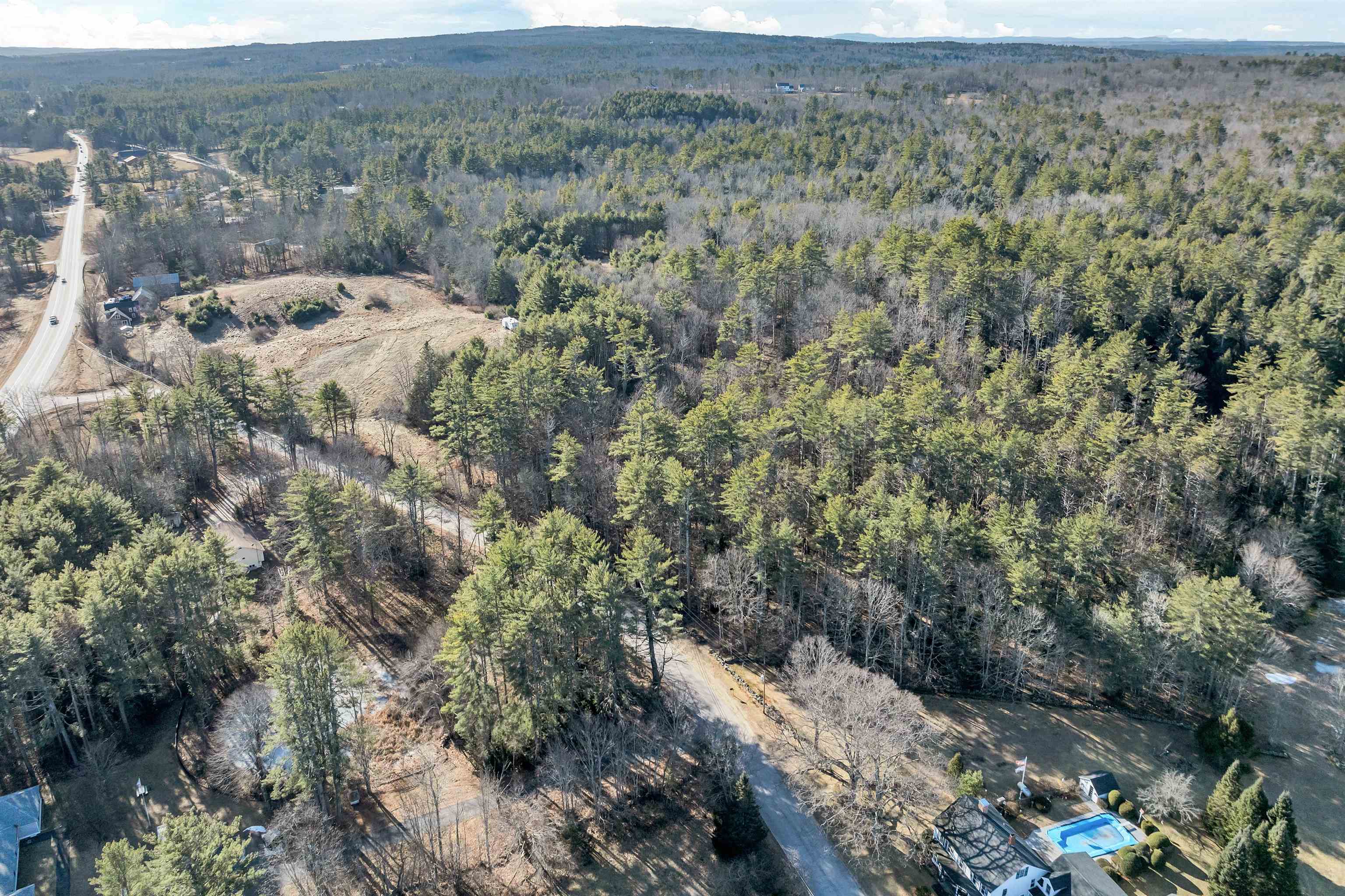 3 Swiggey Brook Road, Unit 392 Chichester, NH 03258 - Photo 5 of 12