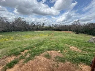 $750,000 | 1690 West Farm To Market 1644, Franklin, TX 77856