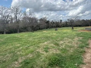 $750,000 | 1690 West Farm To Market 1644, Franklin, TX 77856