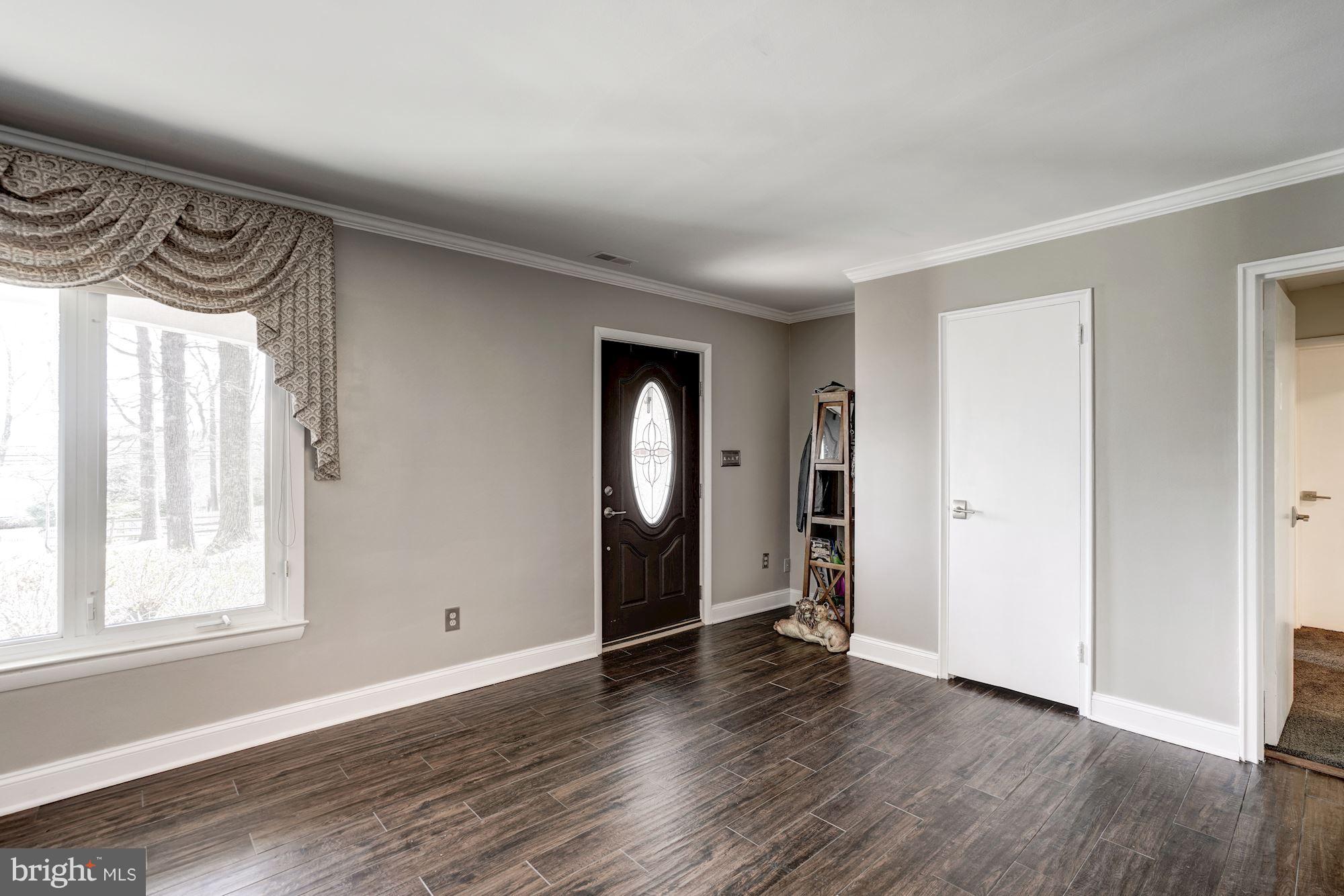1218 Ednor Road Silver Spring, MD 20905 - Photo 2 of 30 Entry Foyer/Living Room