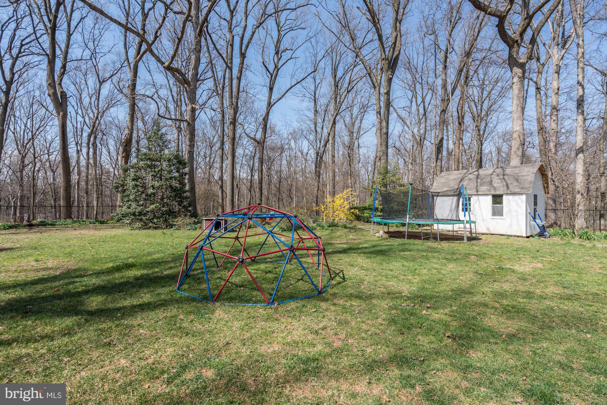 1218 Ednor Road Silver Spring, MD 20905 - Photo 26 of 30 Exterior (Rear)