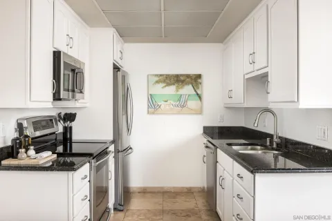 $1,395,000 | 2721 Camino Del Mar, Del Mar, CA 92014