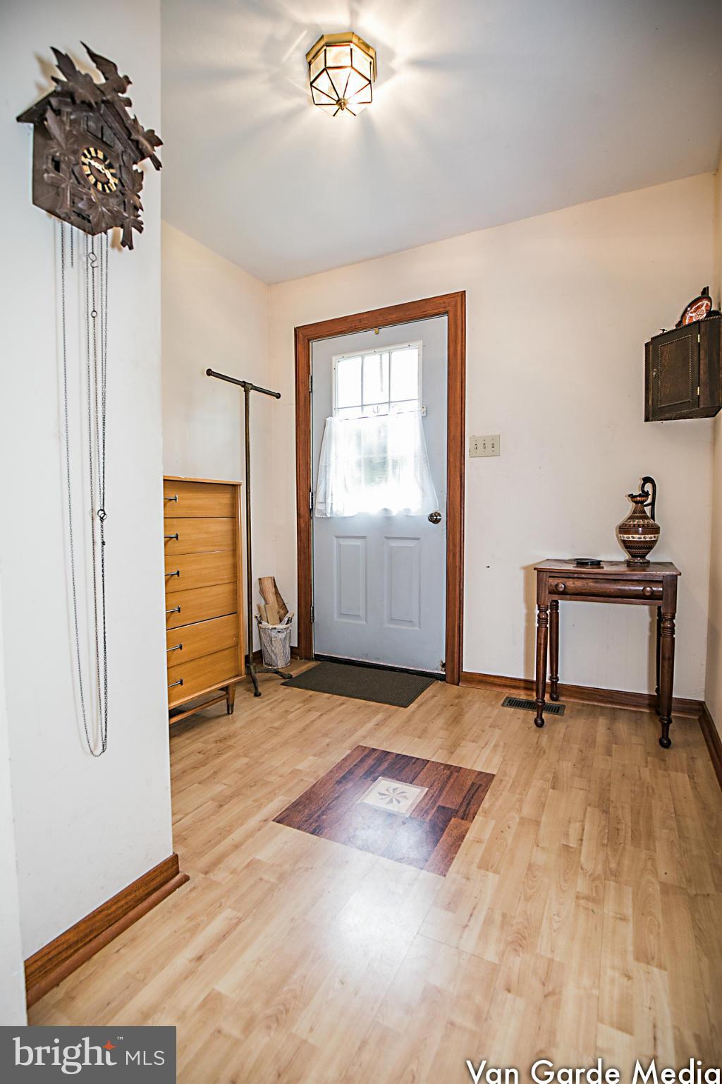55 Knollwood Road Elkton, MD 21921 - Photo 5 of 14 Foyer