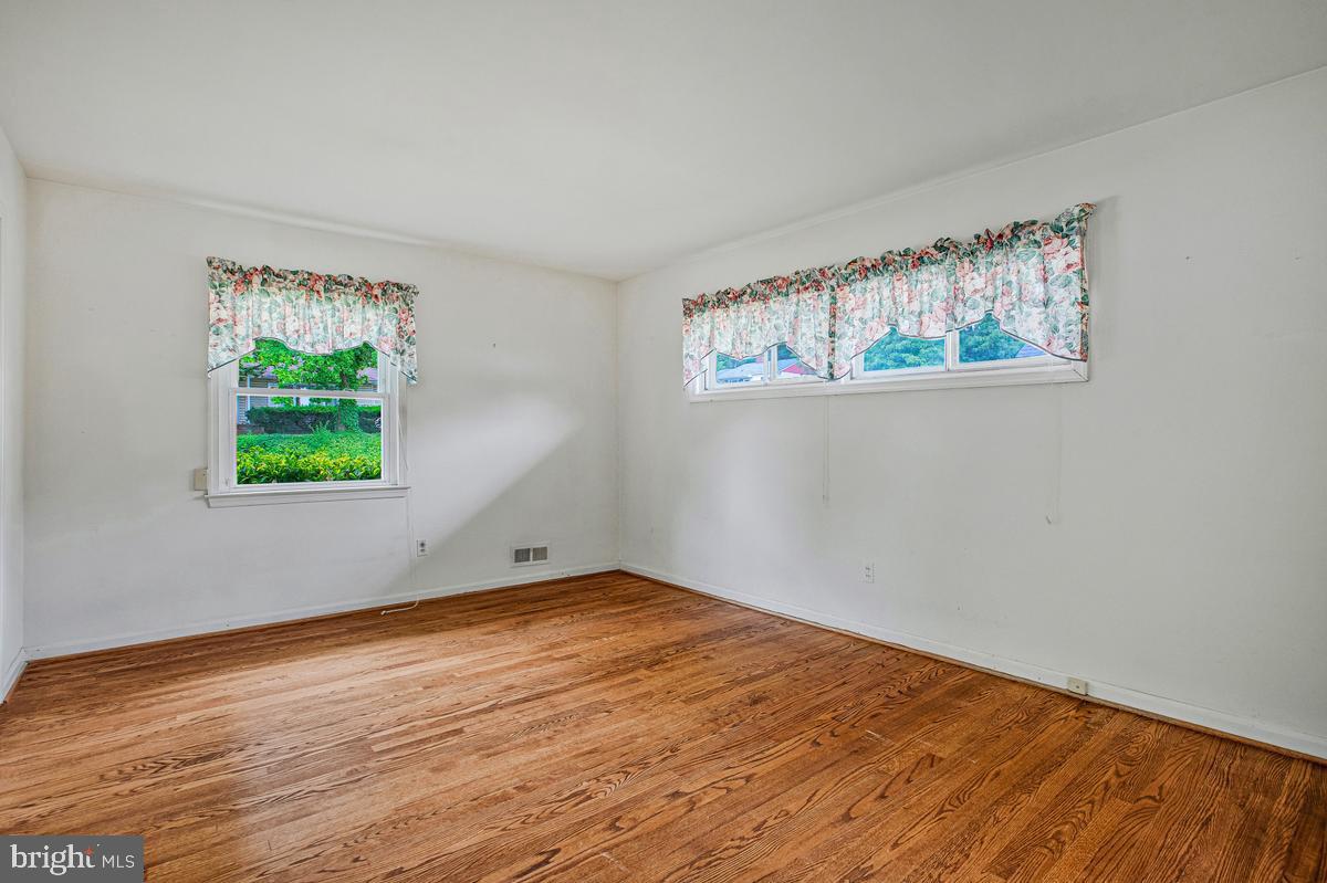 5606 Park Road Brooklyn, MD 21225 - Photo 11 of 19