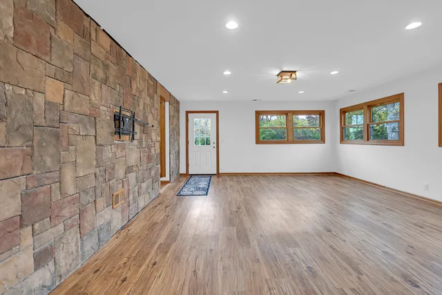 $725,000 | 27514 North Forest Garden Road, Wauconda, IL 60084