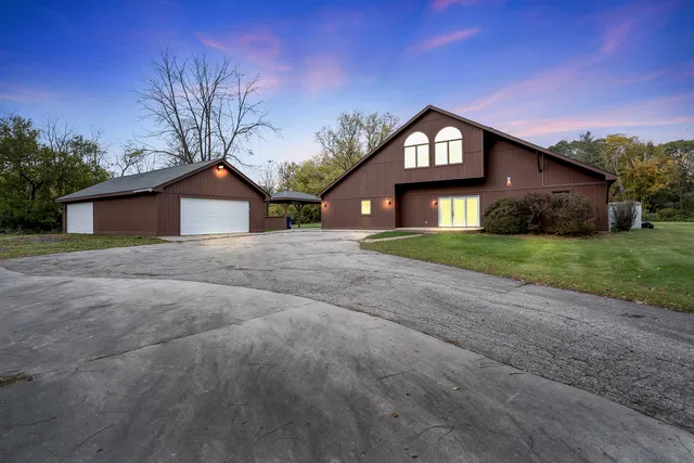 $725,000 | 27514 North Forest Garden Road, Wauconda, IL 60084