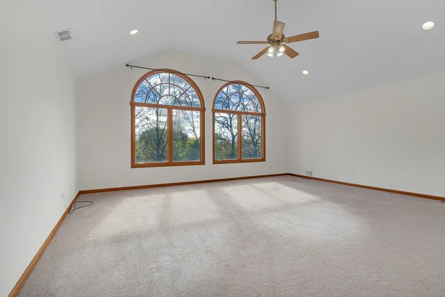 $725,000 | 27514 North Forest Garden Road, Wauconda, IL 60084