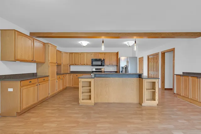 $725,000 | 27514 North Forest Garden Road, Wauconda, IL 60084