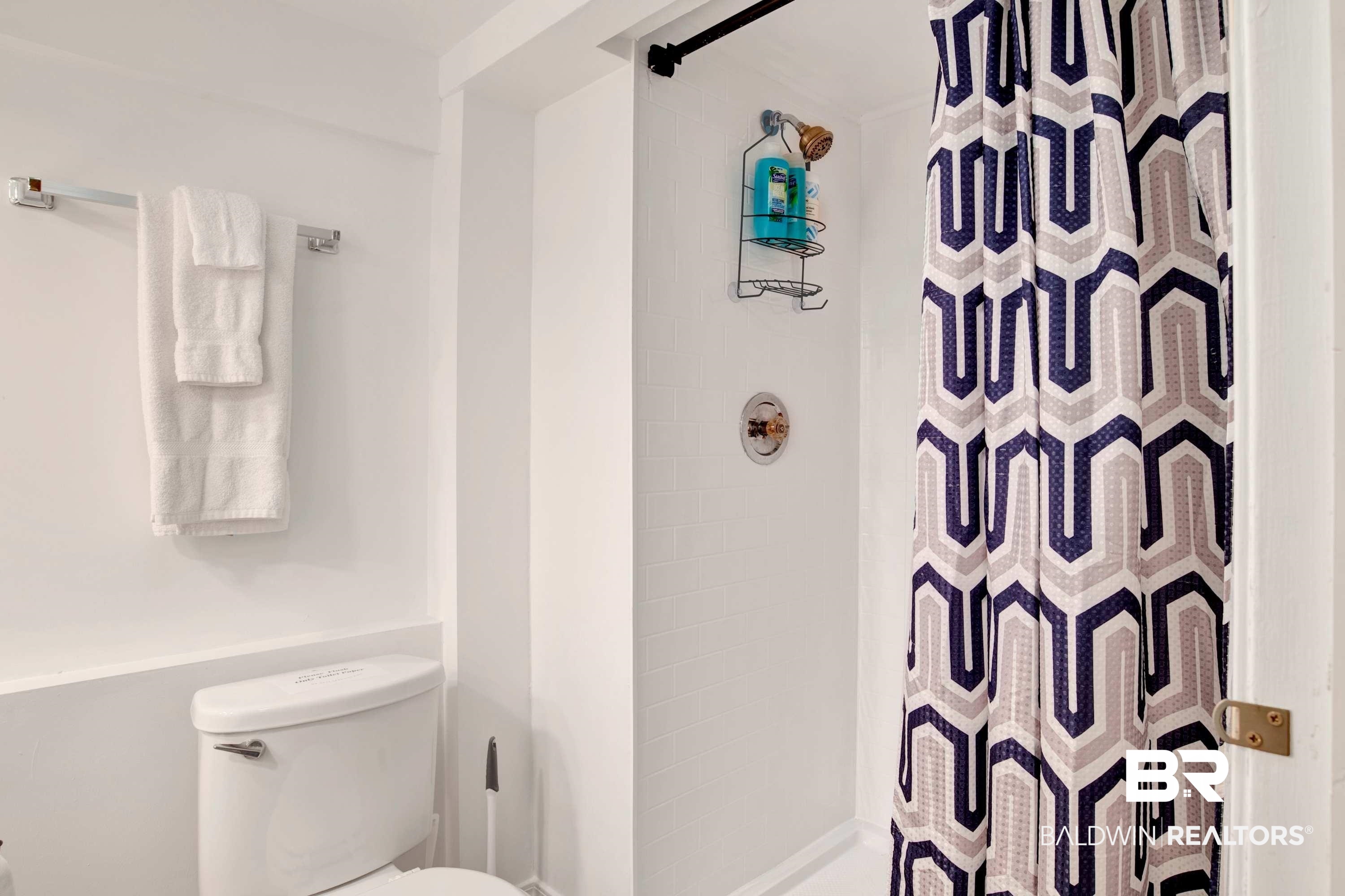 1141 Montauk Avenue Mobile, AL 36604 - Photo 14 of 15 Full bathroom featuring toilet and a shower with shower curtain