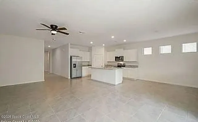 $2,200 | 463 Old Country Rd S East, Palm Bay, FL 32909