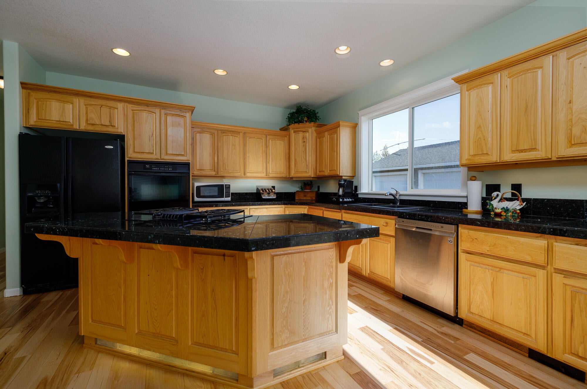 21421 Dale Road Bend, OR 97701 - Photo 20 of 32 Lisa Courtney Dale Road-10