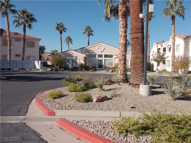 $1,250 | 855 North Stephanie Street, Unit 2526, Henderson, NV 89014